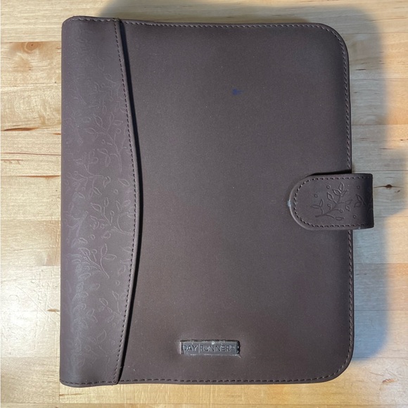 Day Runner Organizer Binder - Picture 1 of 15